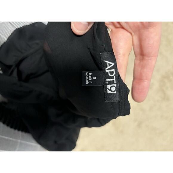 Apt.9 Women's Ruffle Blouse with Cami Black size Small - Picture 7 of 7